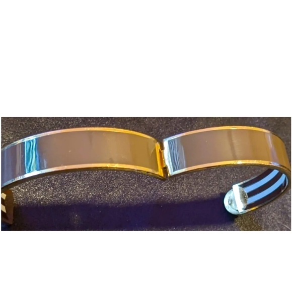 Henri Bendel Caramel Brown Bangle Bracelet - Picture 9 of 9